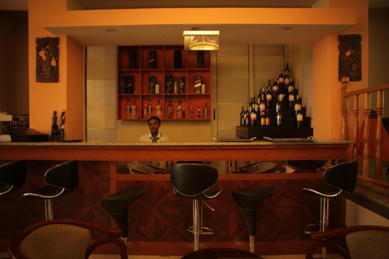 C Fun Addis Hotel Kültér fotó