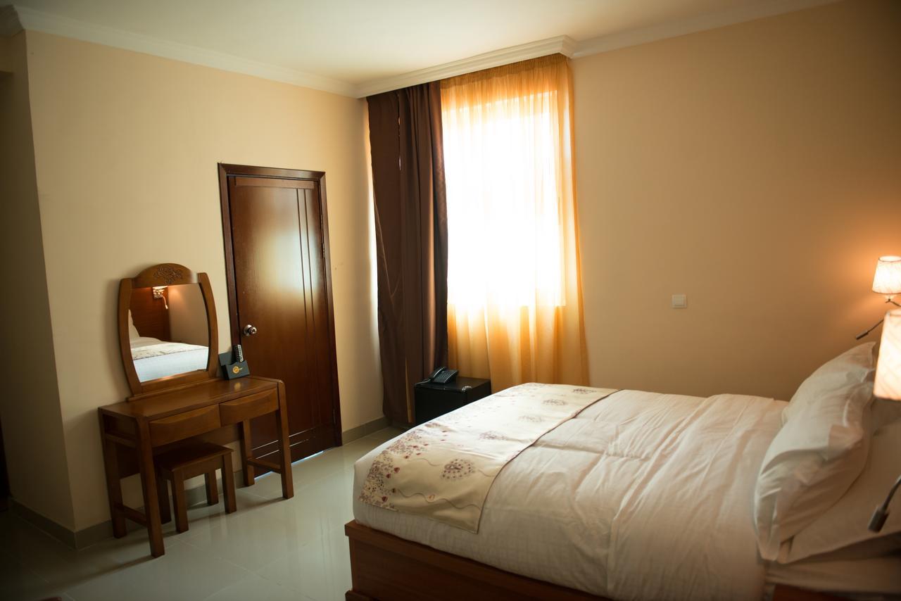 C Fun Addis Hotel Kültér fotó
