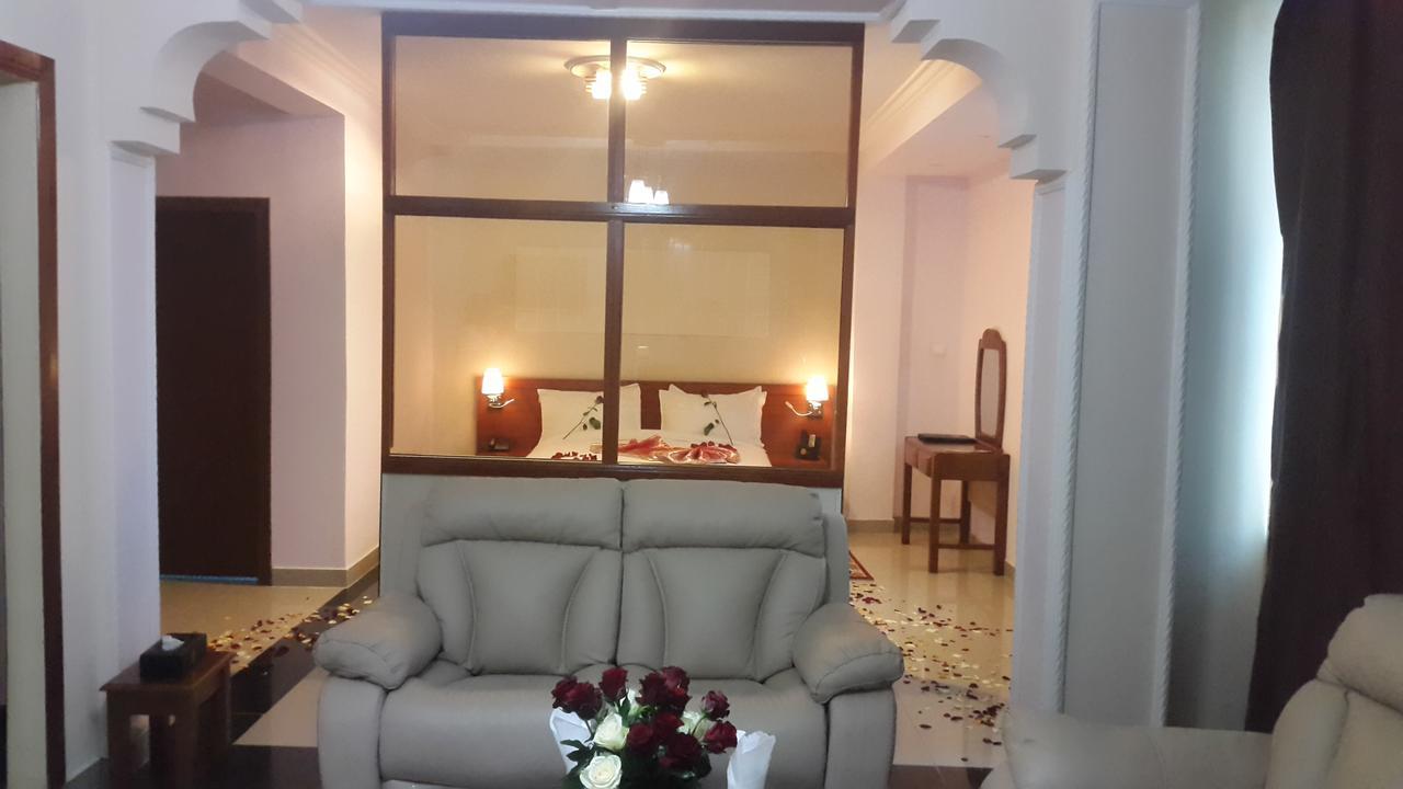 C Fun Addis Hotel Kültér fotó