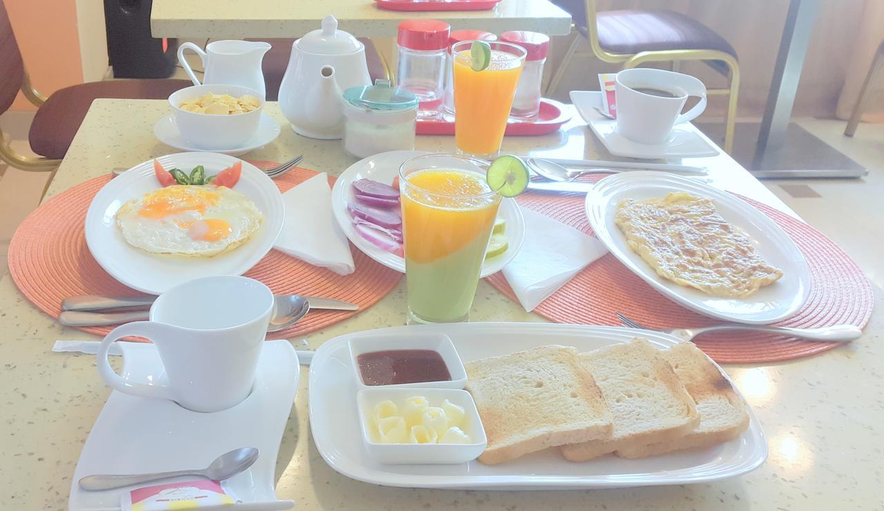 C Fun Addis Hotel Kültér fotó